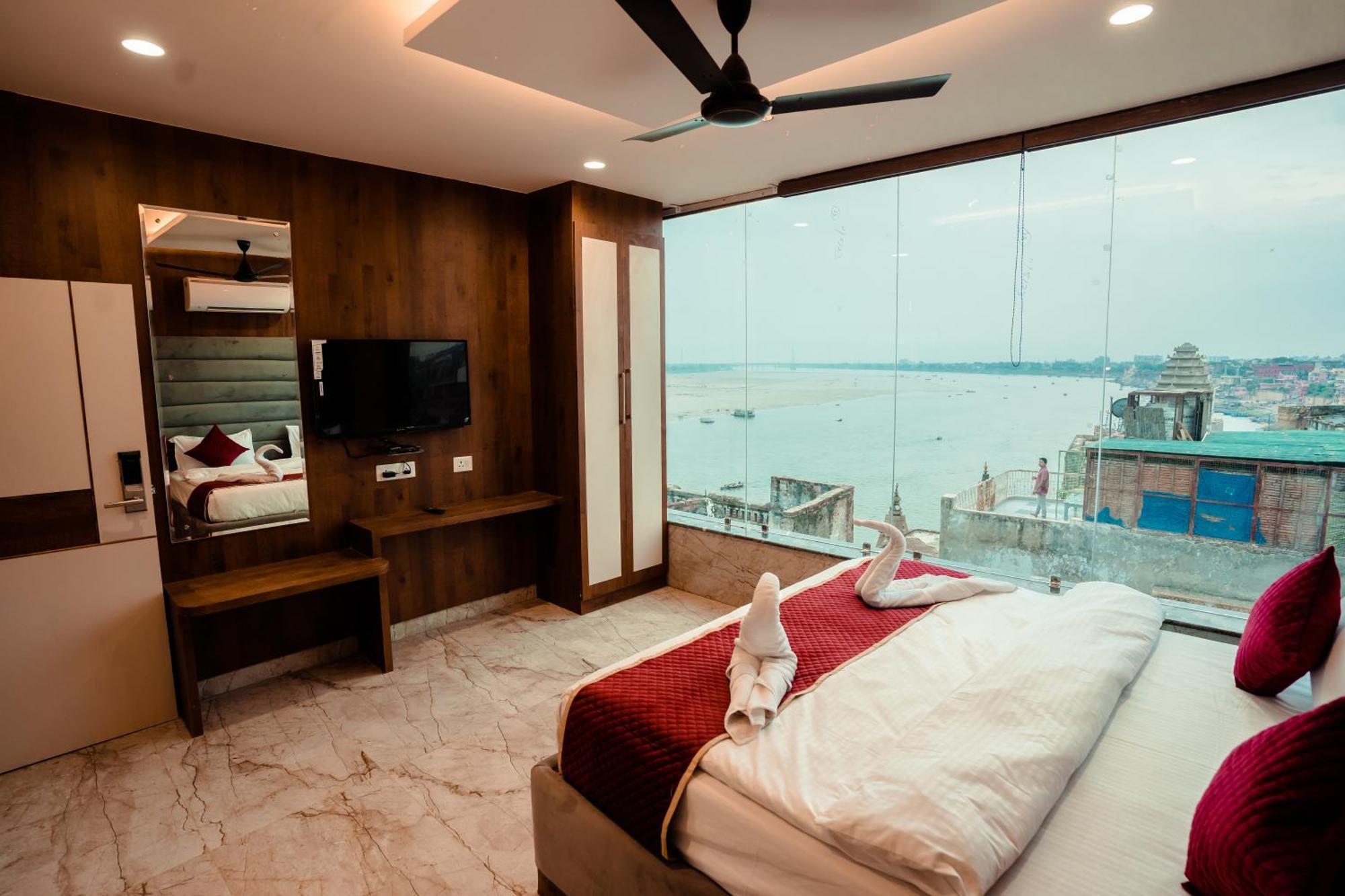 Hotel Jsr Ganga فاراناسي المظهر الخارجي الصورة